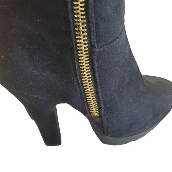 Wild Diva  Lounge Heel Suede Bootie - Picture 6 of 9